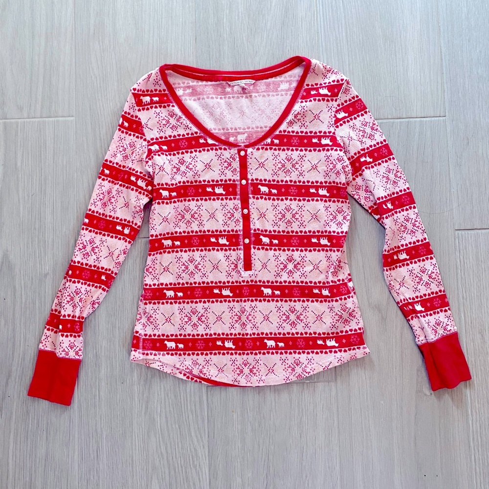 NWOT Victoria’s Secret Thermal Top